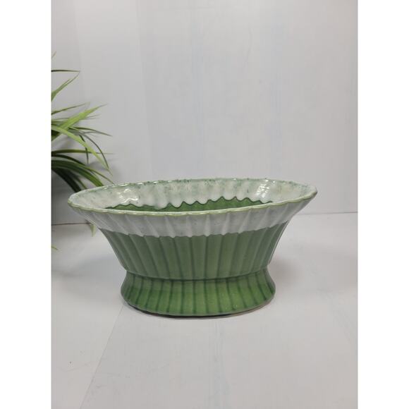 Vintage Oval Planter Olive Green Ribbed Drip Edge - Picture 3 of 6